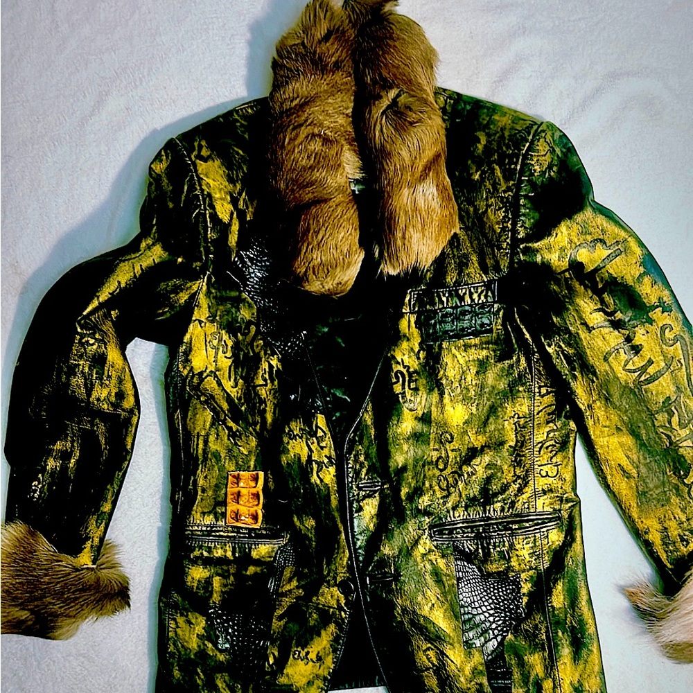 Men’s leather fur jacket